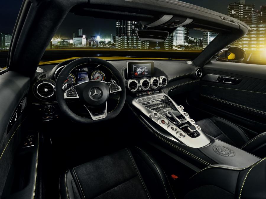 Торпедо Mercedes-AMG GT S Roadster (R190) 2018 года  (WW) (фото 8 из 11)